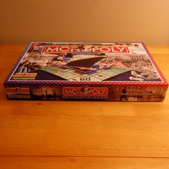 Monopoly Southampton Edition Board Game 2004 Rare Edition COMPLETE - Picture 13 of 16